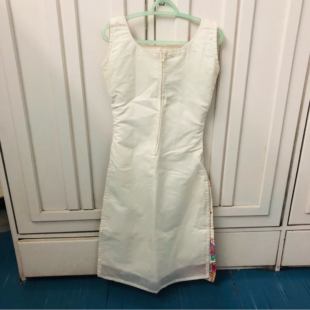 Embroidered kurta ethnic wear - Picture 8 of 8